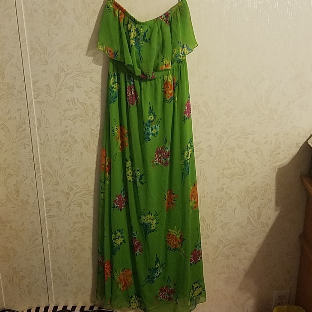 Strapless green floral maxi